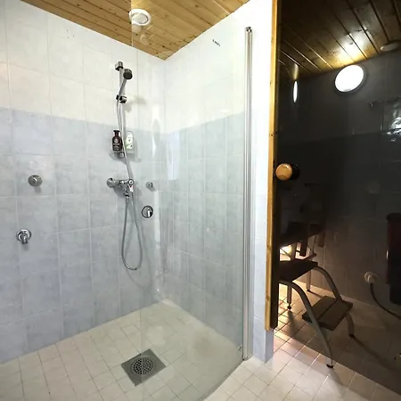 Riihen Pirtti بيت للعطل *